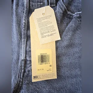 Levi's 501 Skinny High Rise Fitted Through Hip And‎ Thigh Size 26x28 thumbnail 10