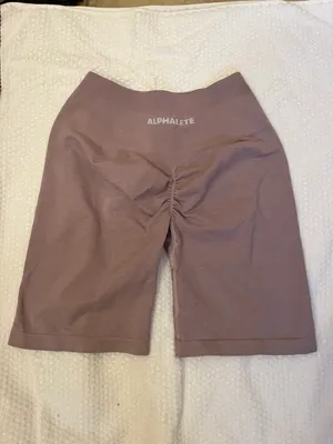 Alphalete Amplify Biker Shorts OG thumbnail 1