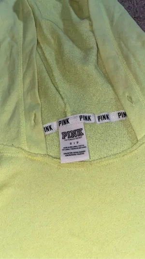 PINK Victoria’s Secret Sweatshirt thumbnail 3