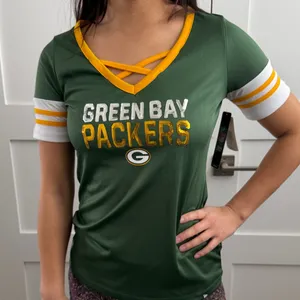 NFL Green Bay Packers Women's Green V-Neck Jersey with Sequin Lettering Sz S NWT thumbnail 1