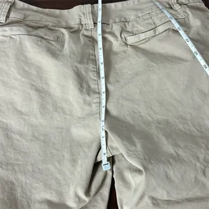 Caslon Women's Beige Chino Shorts Size‎ 4 Casual Flat Front thumbnail 7