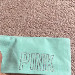 Victoria’s Secret Black and Mint Green Shorts Vintage thumbnail 2
