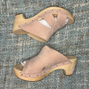 Five Worlds By Cordani Zafira Wooden Clog Sandal in Pink Nubuck Leather thumbnail 7