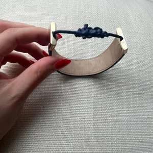 CHLOÉ | Embroidered-Logo Leather Woody Bracelet Navy Blue thumbnail 7