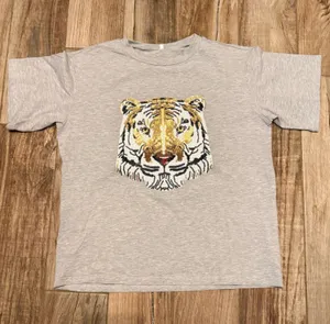 Boutique Tiger Sequin Shirt Gray thumbnail 1