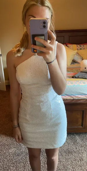 Amazon White Homecoming Dress thumbnail 1