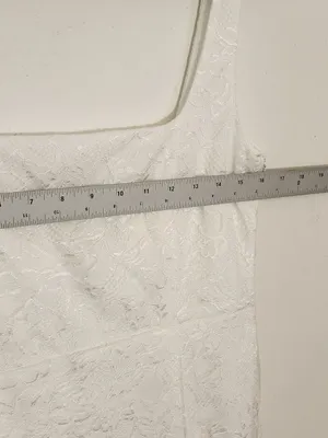 Lulus White Lace Sleeveless Wedding Dress NWT Sz Medium White Lace Wedding Gown thumbnail 6