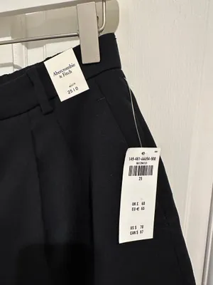 Abercrombie Curve Love Mid Rise Tailored Short thumbnail 5