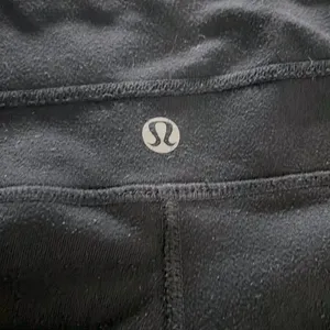 Lululemon Banded Waist Flares thumbnail 3
