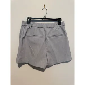 Abercrombie & Fitch Women Light Grey Tailored Pleated Shorts NWT Size S 149-440 thumbnail 2