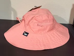 Nike Apex Wide-Brim Pocket Bucket Hat Color Apricot Agate thumbnail 1