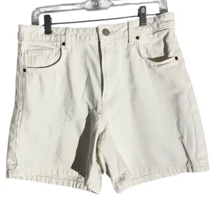 Zara White Denim Shorts | Women's Size 6 thumbnail 1