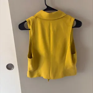 Free People Gabbie Vest Yellow Sleeveless Blazer Vest Size Women’s XS thumbnail 2