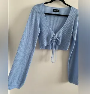 White Fox Blue Always Daydreaming Long Sleeve Crop Size Large thumbnail 6