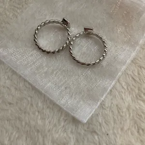 Twisted Rope Stacking Rings in Silver thumbnail 2