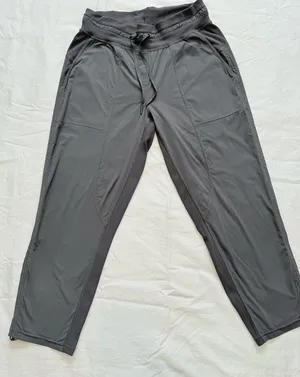 Lululemon dance studio Gray Size 6 cropped pants thumbnail 1