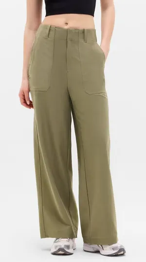 New Athleta 4 Skyline High Rise Wide Leg Pant Perennial Olive Size 4 Regular thumbnail 1