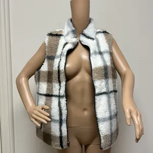 NWOT Thread & Supply “that cozy life” reversible, gray & plaid vest size M thumbnail 5