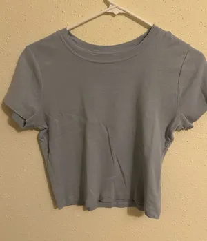 Hollister Crop Top thumbnail 1