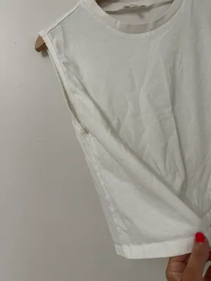 Reformation White Tank thumbnail 3