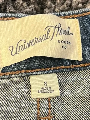 Universal Threads 🌺 HIGHEST STRAIGHT LEG JEANS SIZE 8🌺 thumbnail 6
