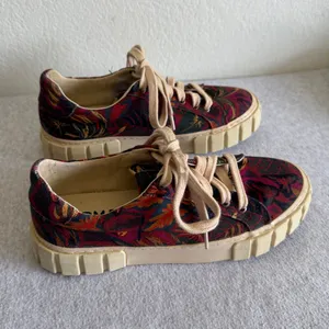 Farm Rio Sunset Forrest Platform Sneaker Size 7 thumbnail 5