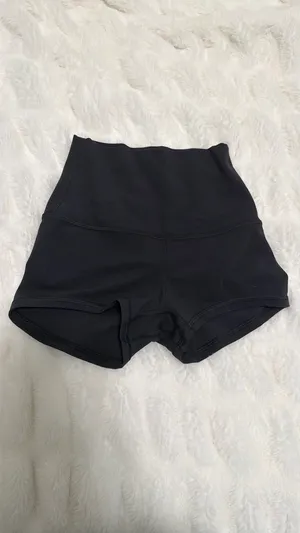 Lululemon Align Shorts High-Rise 2" Black  thumbnail 4
