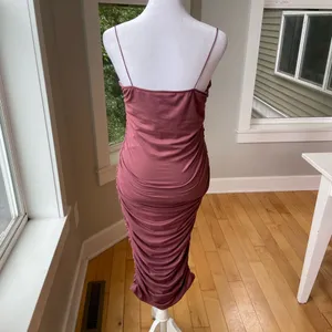 Windsor Rose Pink Drapey Rusched Bodycon Midi Dress Size Large NWT thumbnail 3