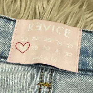 Revice Denim distressed jeans size 28 thumbnail 3