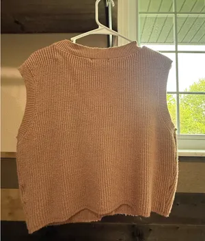 Moon & Maddison Sweater Cropped thumbnail 3