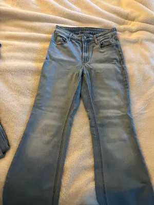 Old Navy Wow Flare Jeans thumbnail 1