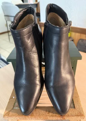 Naturalizer Blair Classic Black Leather Women's Ankle Boots thumbnail 1