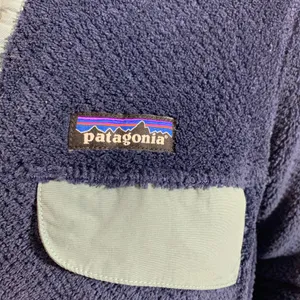 Patagonia women’s half zip sweatshirt, size medium thumbnail 2