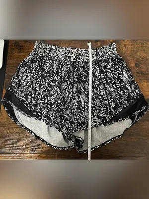 Lululemon Hotty Hot Short thumbnail 9
