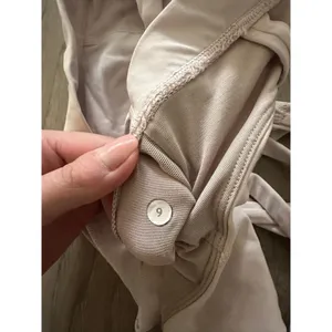 Lululemon Energy Sports Bra Light Pink Women's Size 6 thumbnail 5