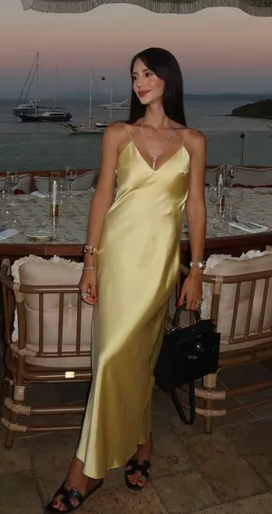 Zara maxi dress flowy butter yellow satin effect wedding evening party thumbnail 1