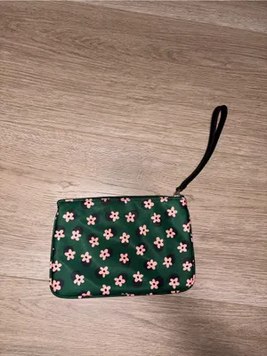 Kate Spade Green Floral Wallet Wristlet NEW thumbnail 4