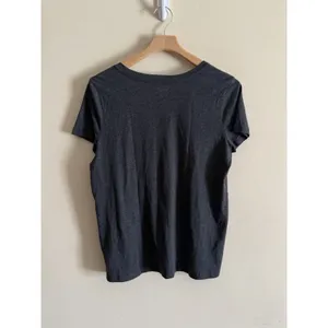 Wicked Glinda And‎ Elphaba Classic Fit Graphic Tee V Cut NWT maurices Medium thumbnail 4