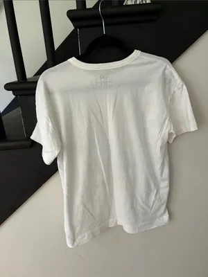 Old Navy graphic tee shirt thumbnail 4