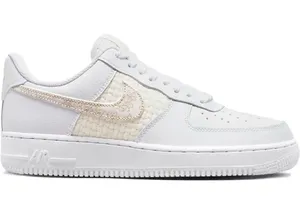 NIKE Women Air Force 1 ‘07 SE in White Sail Lemon Wash thumbnail 1