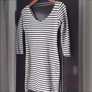 ✨Abercrombie & Fitch Striped Dress✨ thumbnail 2