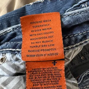 Rock Revival Beliss Bootcut Jeans Women 31 Embellished Flap Pockets Mid Wash Y2K thumbnail 5