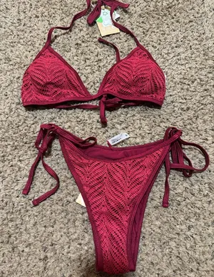 Elegant Red Crochet Bikini Set Size M thumbnail 1