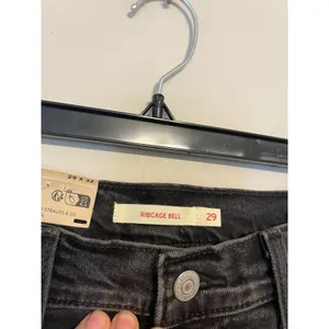 Levi’s Ribcage Bell Flare Leg Jeans in Black Size 39x32 NWT! thumbnail 7