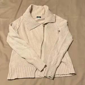 J Crew size XS cream long sleeve angled zip front floppy collar cardigan GUC thumbnail 2