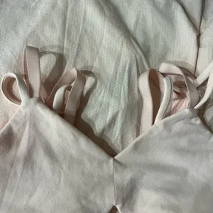 Lululemon Athletica Pink Asymmetrical Backless Tank Top thumbnail 8