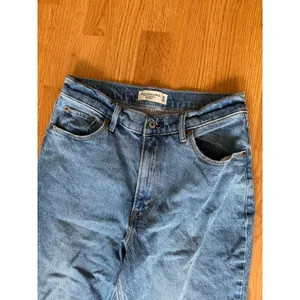 Abercrombie & Fitch The Vintage Flare Jeans High Rise Size 29 thumbnail 3