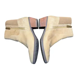 Vionic Shantelle Booties Womens Size 9.5 Beige‎ Leather Waterproof Ankle Zip thumbnail 7