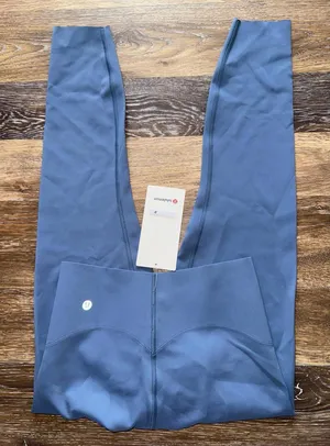 Lululemon Glow Up Tight High Rise 25” Washed Denim Size 8 NWT thumbnail 1