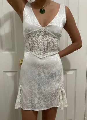 White Dress Size XS thumbnail 1